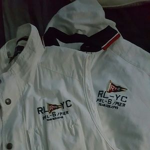 Meet your Posher, Lyndon