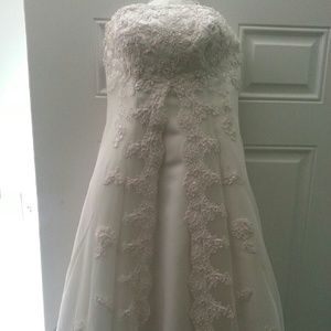 David's bridal Michelangelo wedding dress