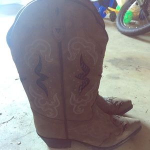 Womans cowboy boots