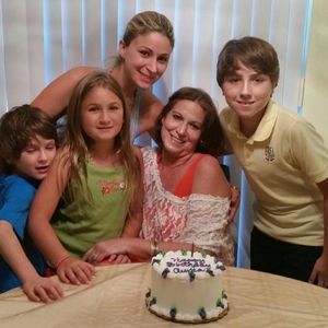 Meet your Posher, Aurea