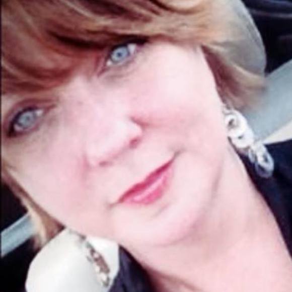 Meet your Posher, Kellie - Picture 1 of 1