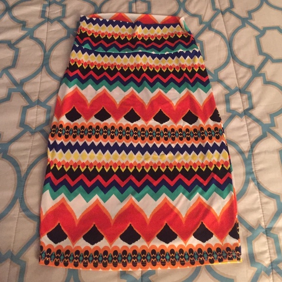 Multi colored midi skirt