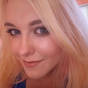 Meet your Posher, Lee