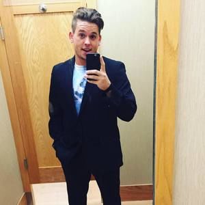 Meet your Posher, Chase