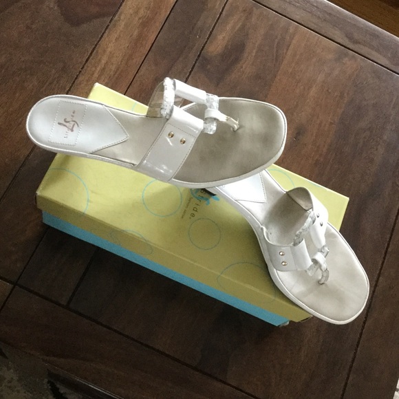 LifeStride white, shiny slip on shoes