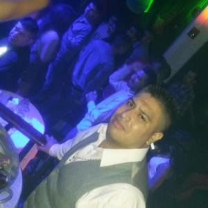 Meet your Posher, J gustavo