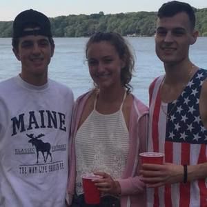 Meet your Posher, Donna