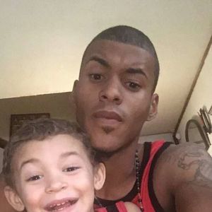 Meet your Posher, Dee