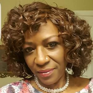 Meet your Posher, Loretta