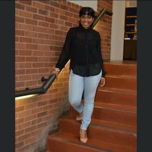 Meet your Posher, Devoney