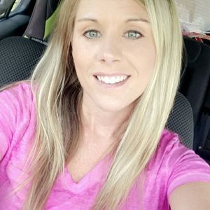 Meet your Posher, Valarie