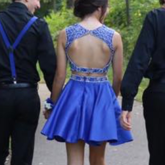 Homecoming/Prom Dress - Picture 2 of 3