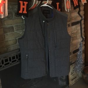 Men's grey with blue lining Banana Republic best!