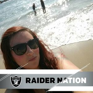 Meet your Posher, Yolie