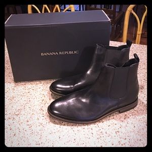 Banana Republic Chelsea Boots