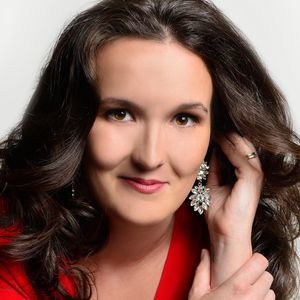 Meet your Posher, Ina