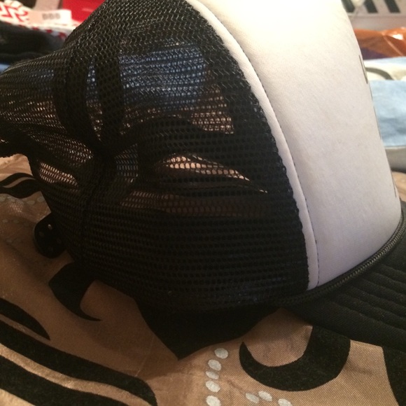 Yes Way Rosè Hat