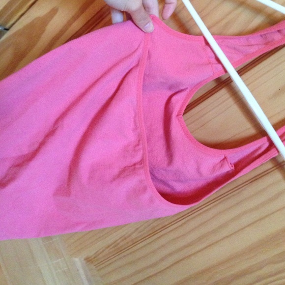 Halter Work Out Tank - Picture 2 of 3