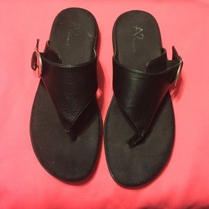 Flip flops aerosols size 8