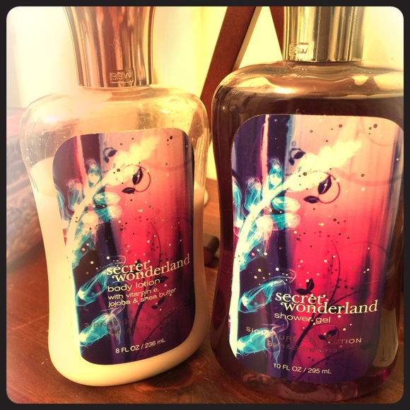 Bath & Body Works 💋 - Picture 1 of 2