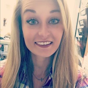 Meet your Posher, Gabi