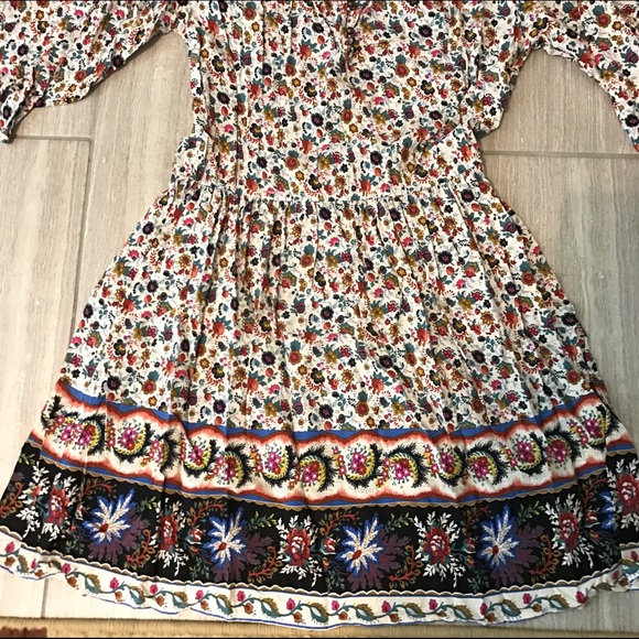 Gorgeous Trendy Print Dress - Picture 2 of 4