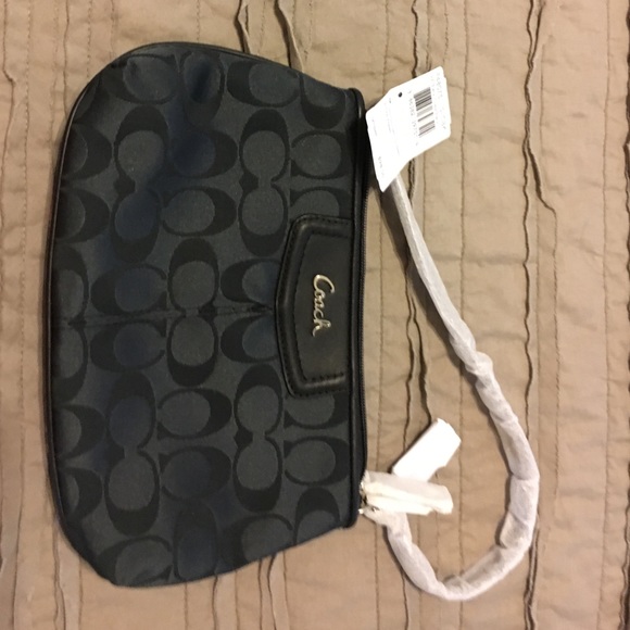 NWT Coach Large Wristlet