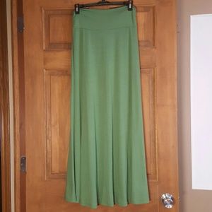 DONATING SOON! Bundle & offer! Green maxi skirt
