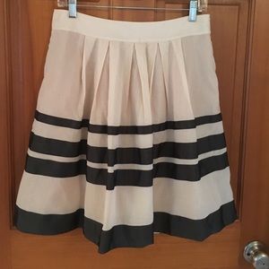 Anthropologie Pleated Skirt by Odille Sz 6