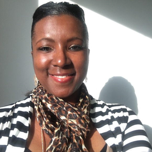 Meet your Posher, Alexandria