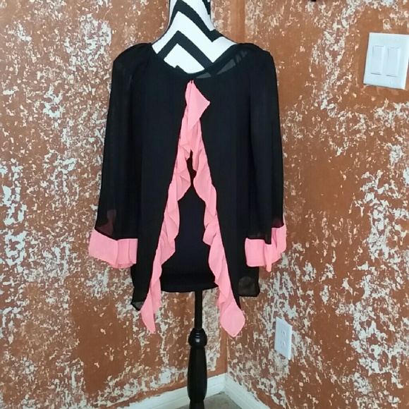 🔴SOLD🔴LAST ONE! Just a touch of Coral top. - Picture 4 of 4