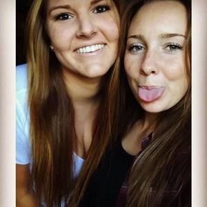 Meet your Posher, Marissa