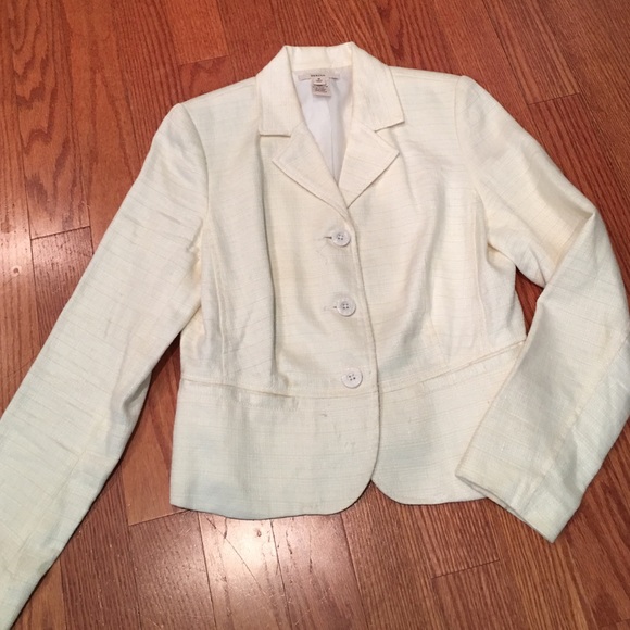 Jacket - Picture 2 of 3