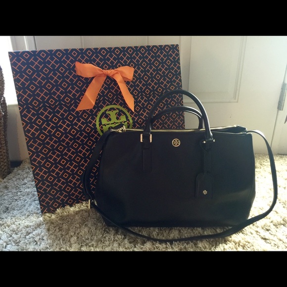 Tory Burch Handbags - SOLD Tory Burch Robinson double zip tote.