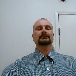 Meet your Posher, Max