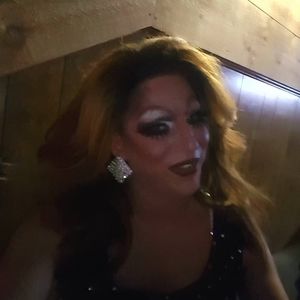 Meet your Posher, Naquita