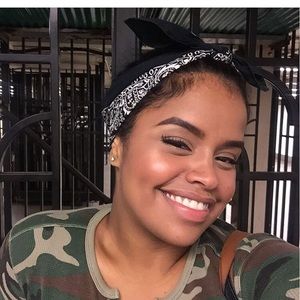 Meet your Posher, Bo