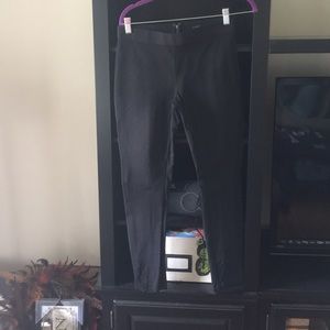 Size 6R J. Crew Pixie Pant in Black