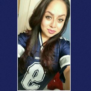 Meet your Posher, Roxanna