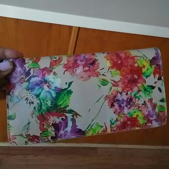 Floral wallet