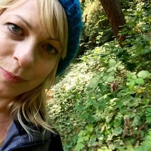 Meet your Posher, Deni