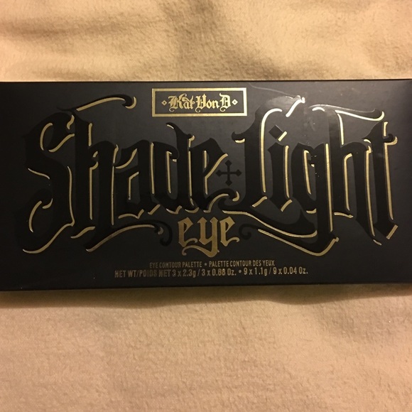 Kat von d eye shade and light palette