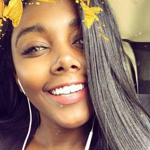 Meet your Posher, Gabi