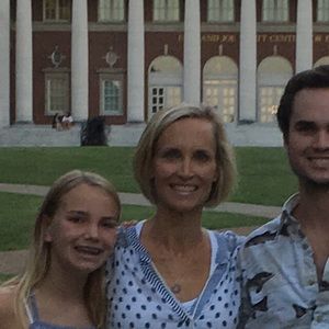 Meet your Posher, Paula