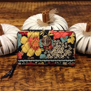 Vera Bradley wallet