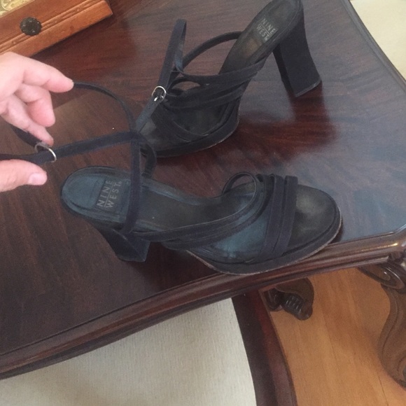 Dress shoes