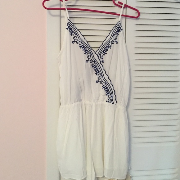 NWT Kendall &Kylie romper