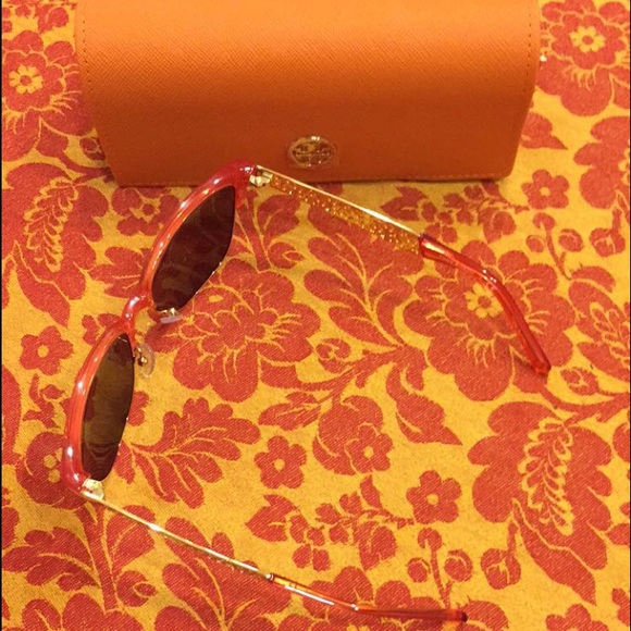 Tory Burch cat-eye sunglasses