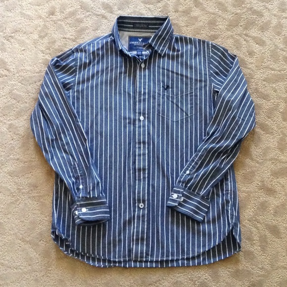American Eagle men's size L button down shirt