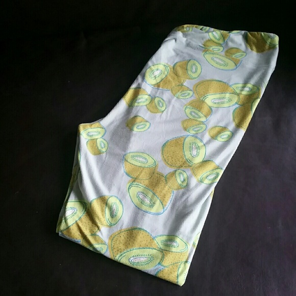 Lularoe Kiwi leggings